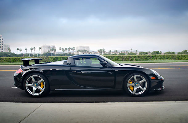 Porsche-Carrera-GT